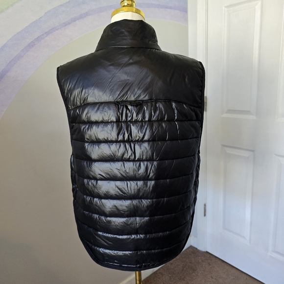Joylab | Medium | Black Quilted Puffer Vest - Picture 6 of 9